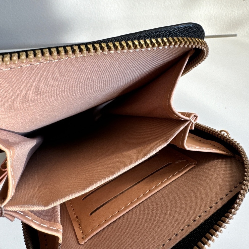 Black and Brown Crossbody Bag - Picture 4 of 9